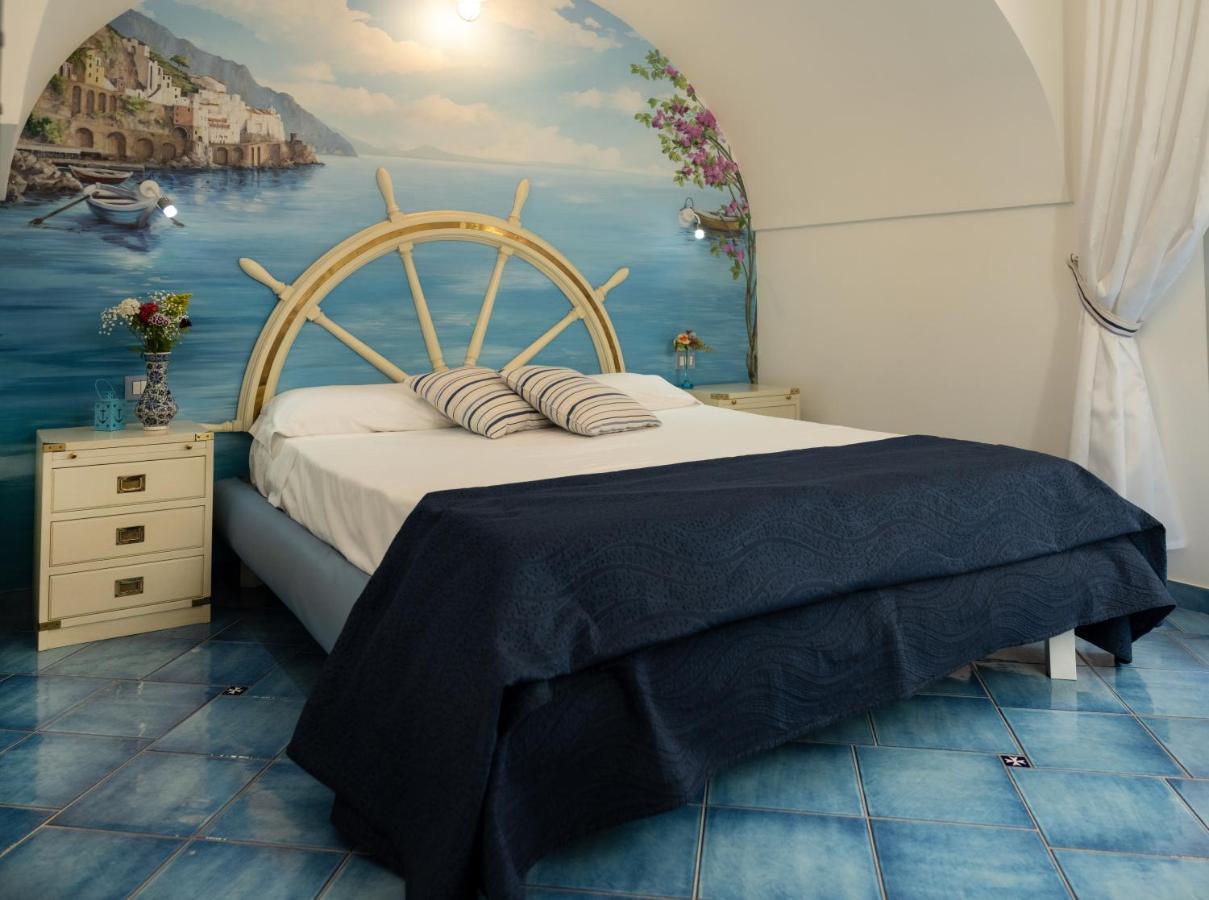 Scirocco - Amazing Flat With Terrace In The Center Apartment อามาลฟี ภายนอก รูปภาพ