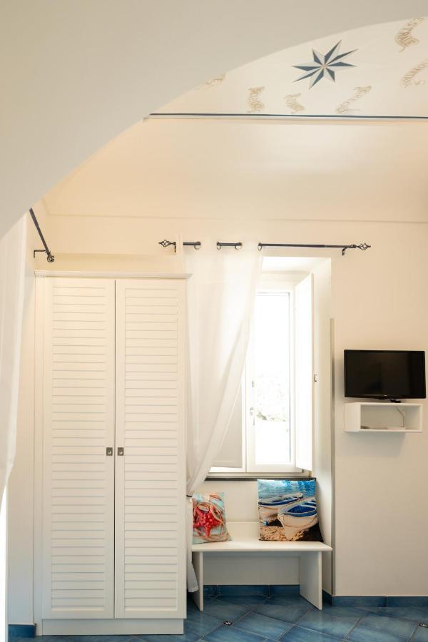 Scirocco - Amazing Flat With Terrace In The Center Apartment อามาลฟี ภายนอก รูปภาพ