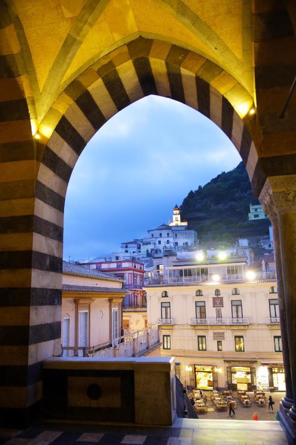 Scirocco - Amazing Flat With Terrace In The Center Apartment อามาลฟี ภายนอก รูปภาพ