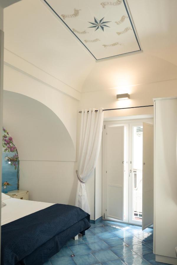 Scirocco - Amazing Flat With Terrace In The Center Apartment อามาลฟี ภายนอก รูปภาพ