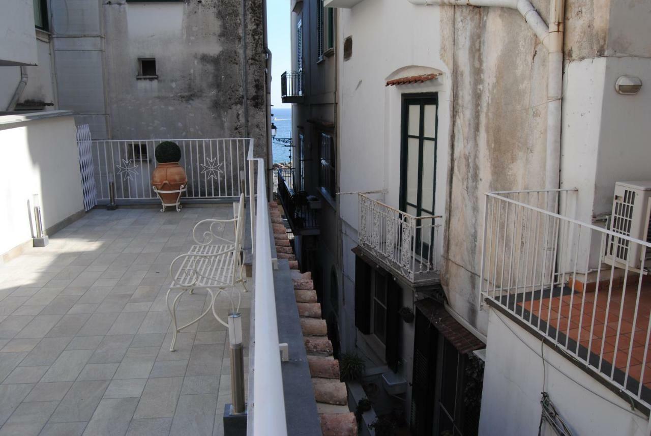 Scirocco - Amazing Flat With Terrace In The Center Apartment อามาลฟี ภายนอก รูปภาพ